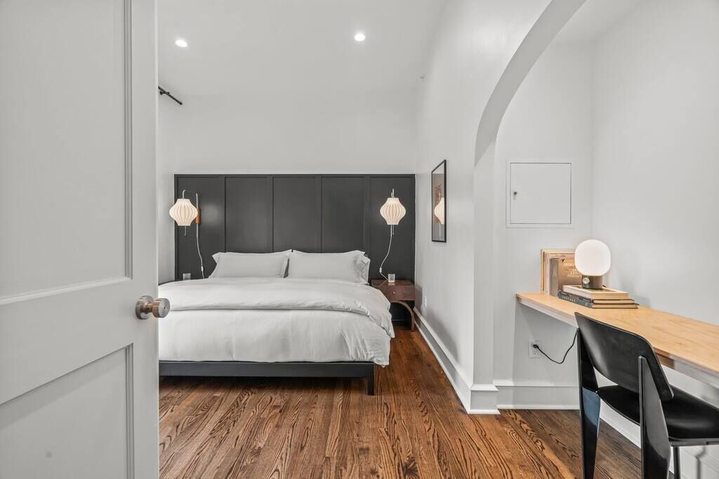 Photo of Bedroom in Southwest Center City