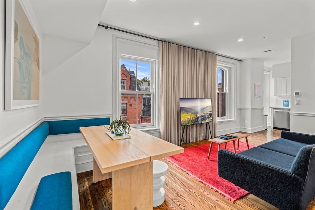 Photo of Livingroom in Southwest Center City