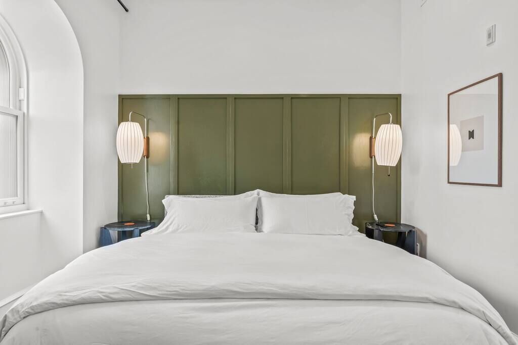 Photo of Bedroom in Southwest Center City
