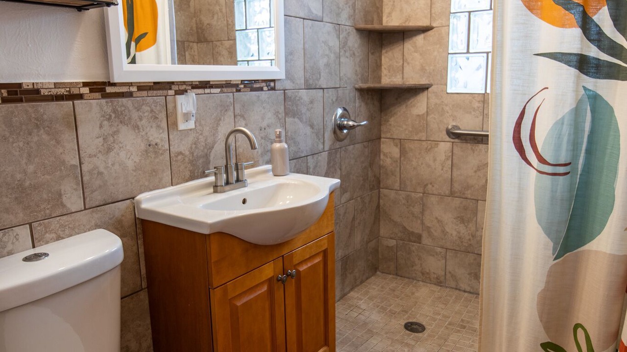 Photo of Bathroom in Alamogordo