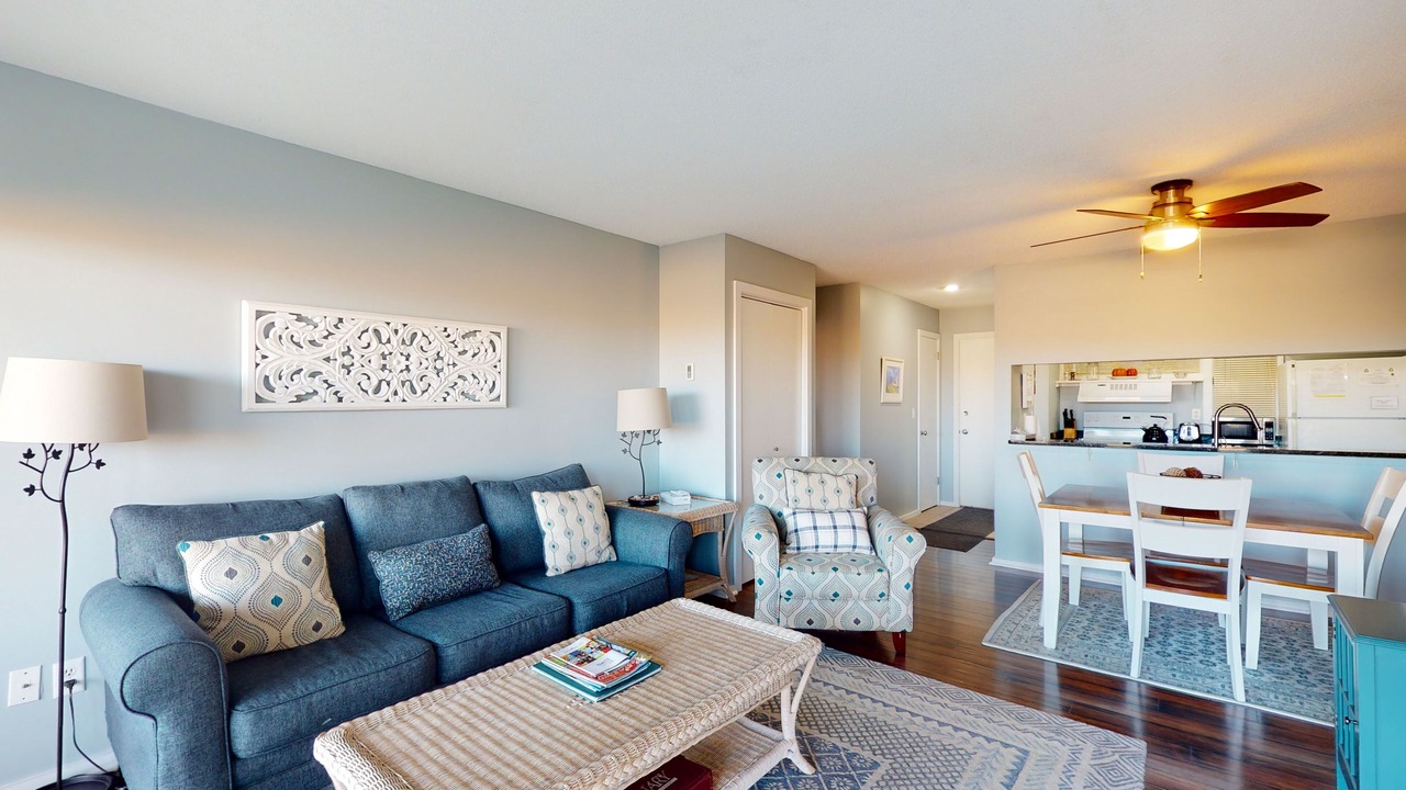 Photo of Livingroom in Maple City