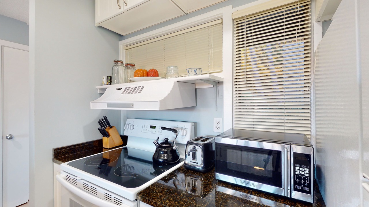 Photo of Kitchen in Maple City