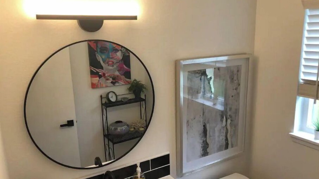 Photo of Bathroom in South Forest Park