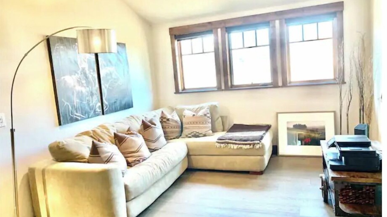 Photo of Livingroom in Carbondale