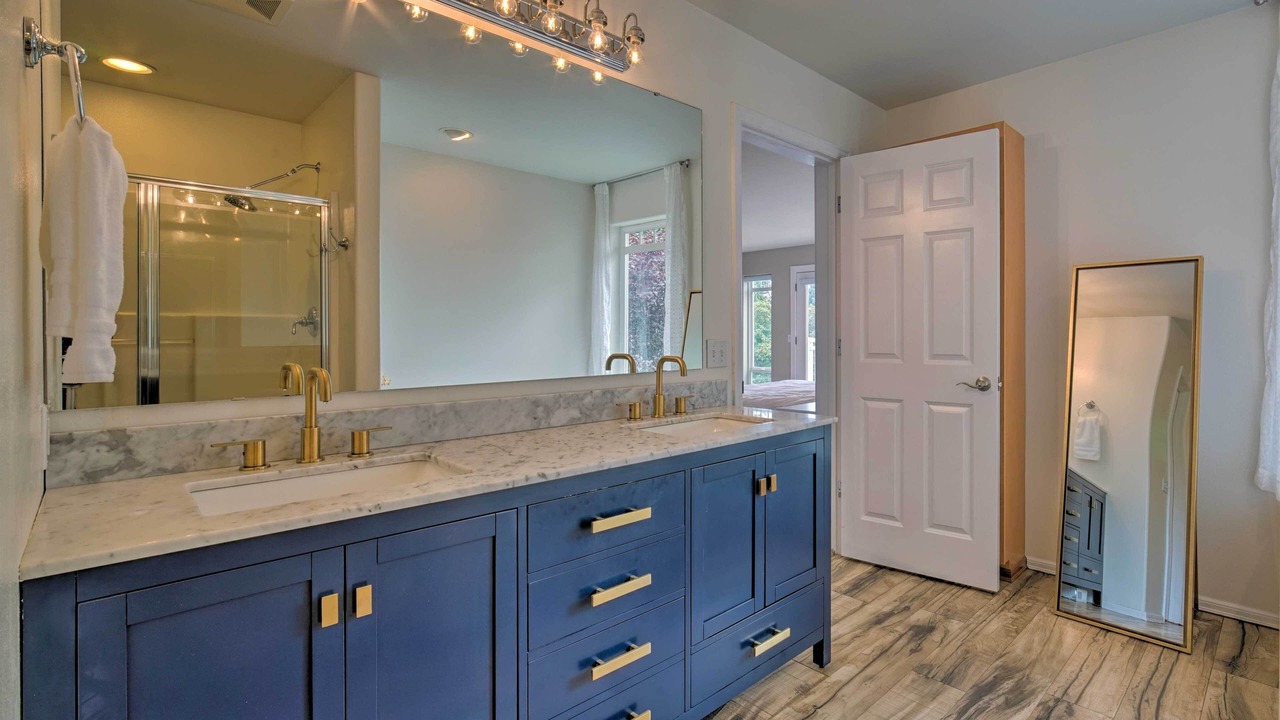 Photo of Bathroom in Lake Stevens