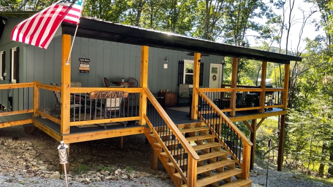 Photo of Patio Balcony in Lost River