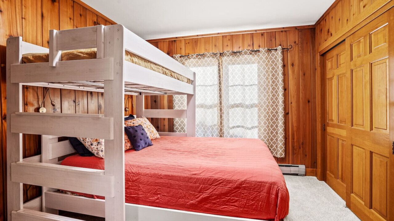 Photo of Bedroom in Pewaukee