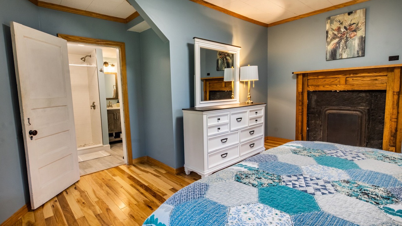 Photo of Bedroom in Mt Lookout