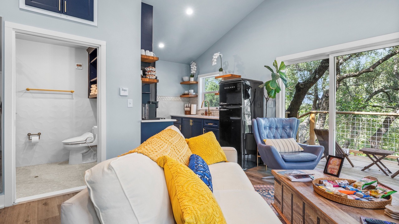 Photo of Livingroom in Spicewood
