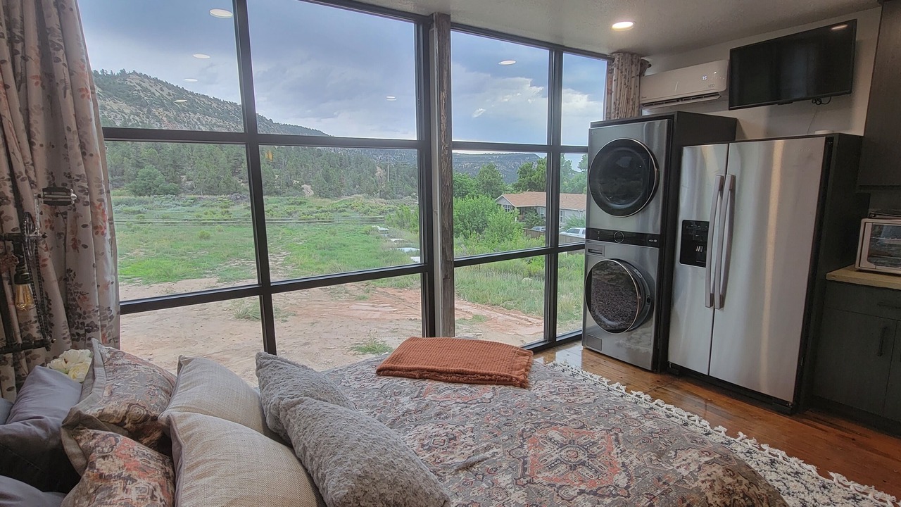 Photo of Bedroom in Glendale
