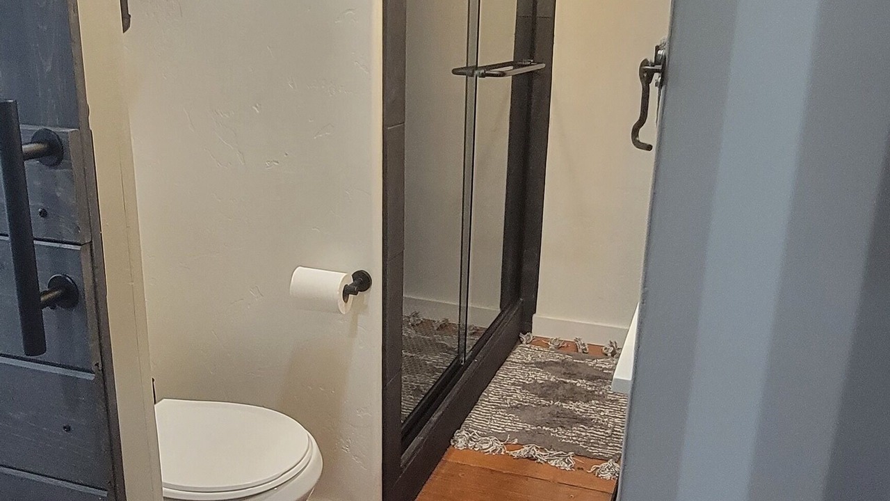 Photo of Bathroom in Glendale