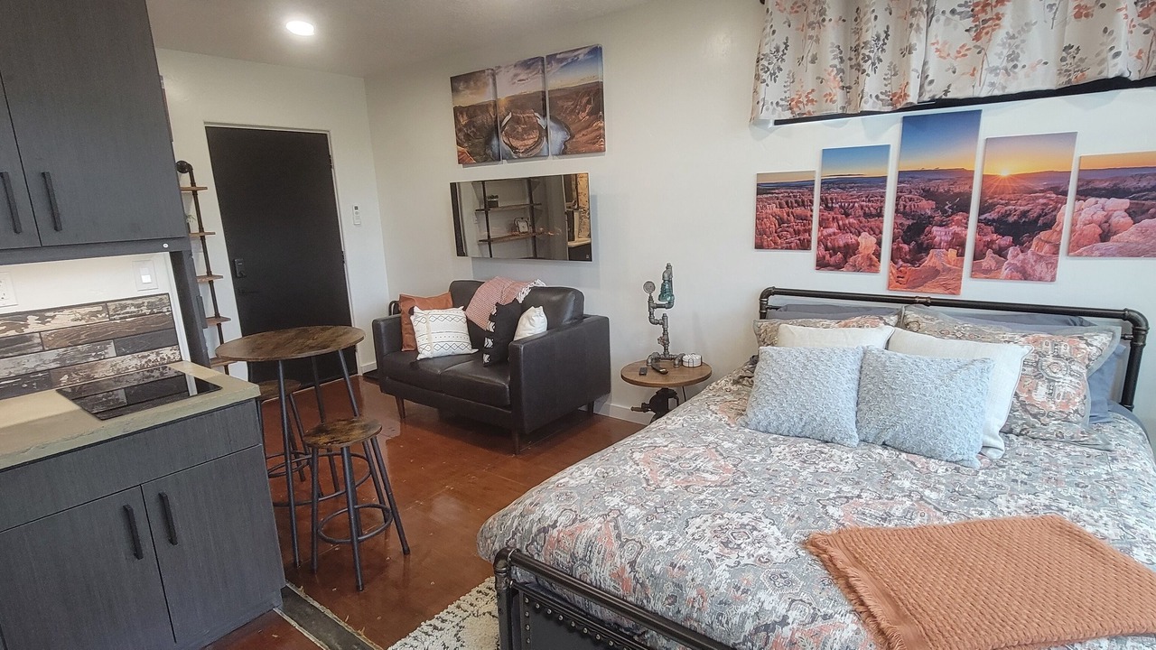 Photo of Bedroom in Glendale