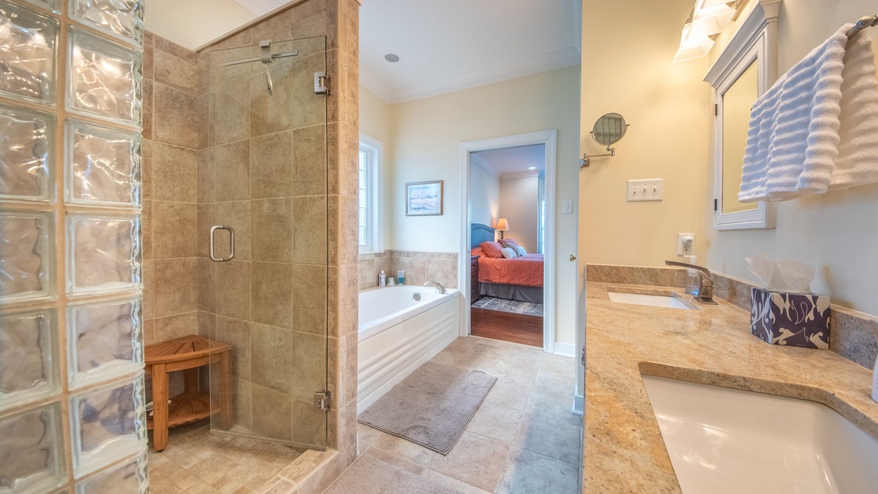 Photo of Bathroom in Urbanna
