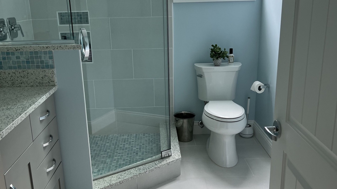 Photo of Bathroom in Central Naples