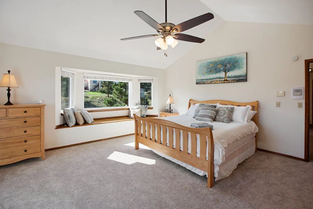 Photo of Outdoor in Mountain Shadows