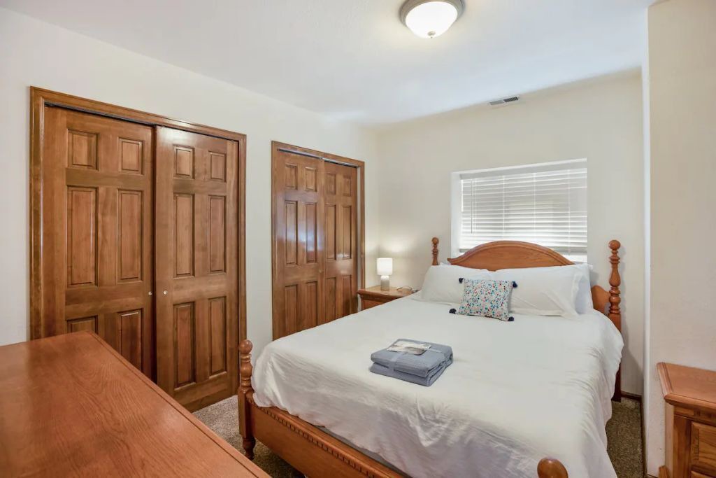 Photo of Bedroom in Mountain Shadows