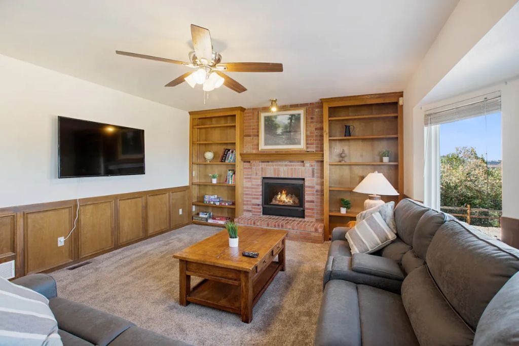Photo of Livingroom in Mountain Shadows