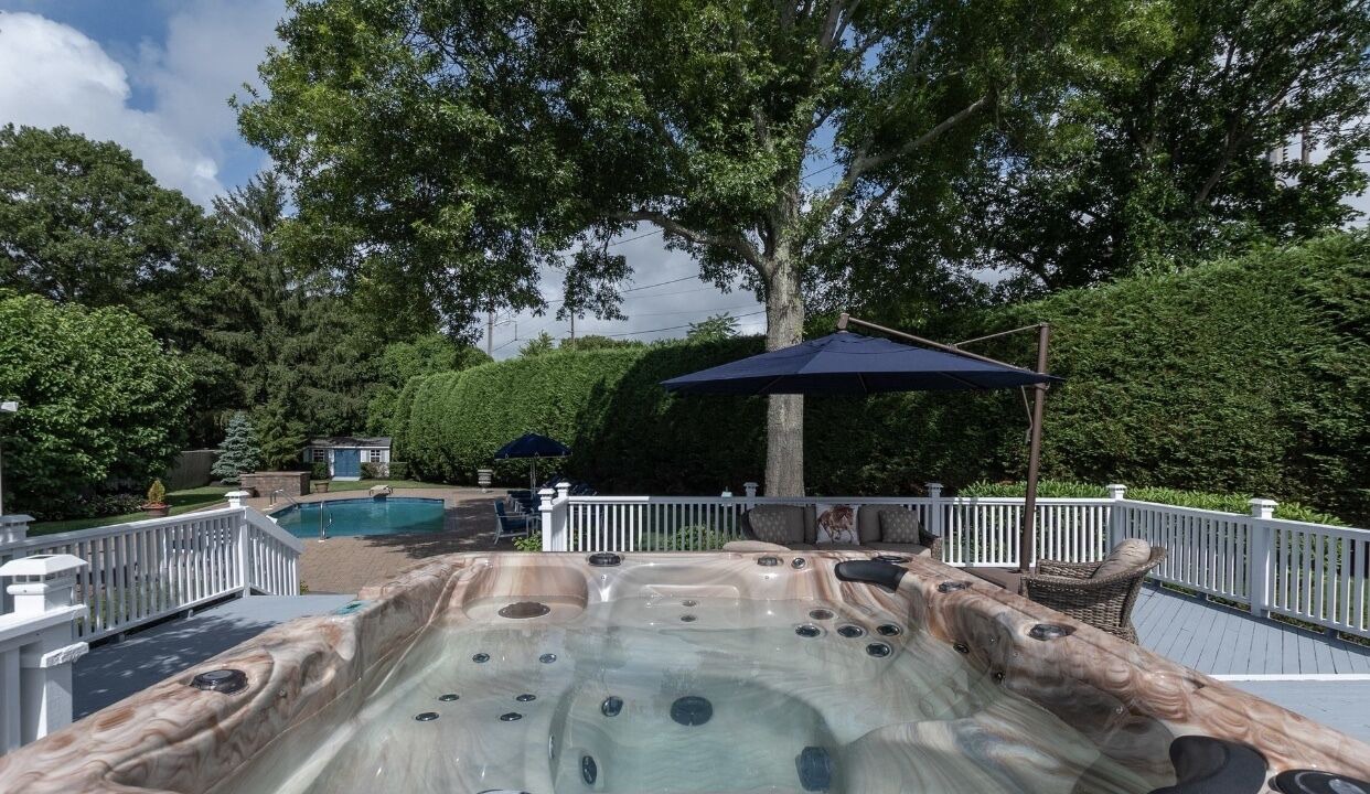 Photo of Outdoor in Syosset