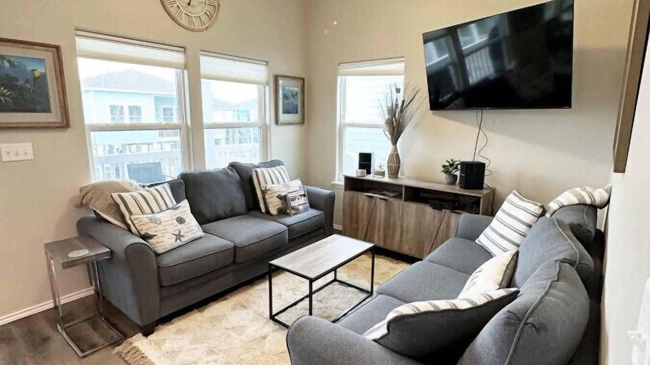 Photo of Livingroom in Palm Harbor