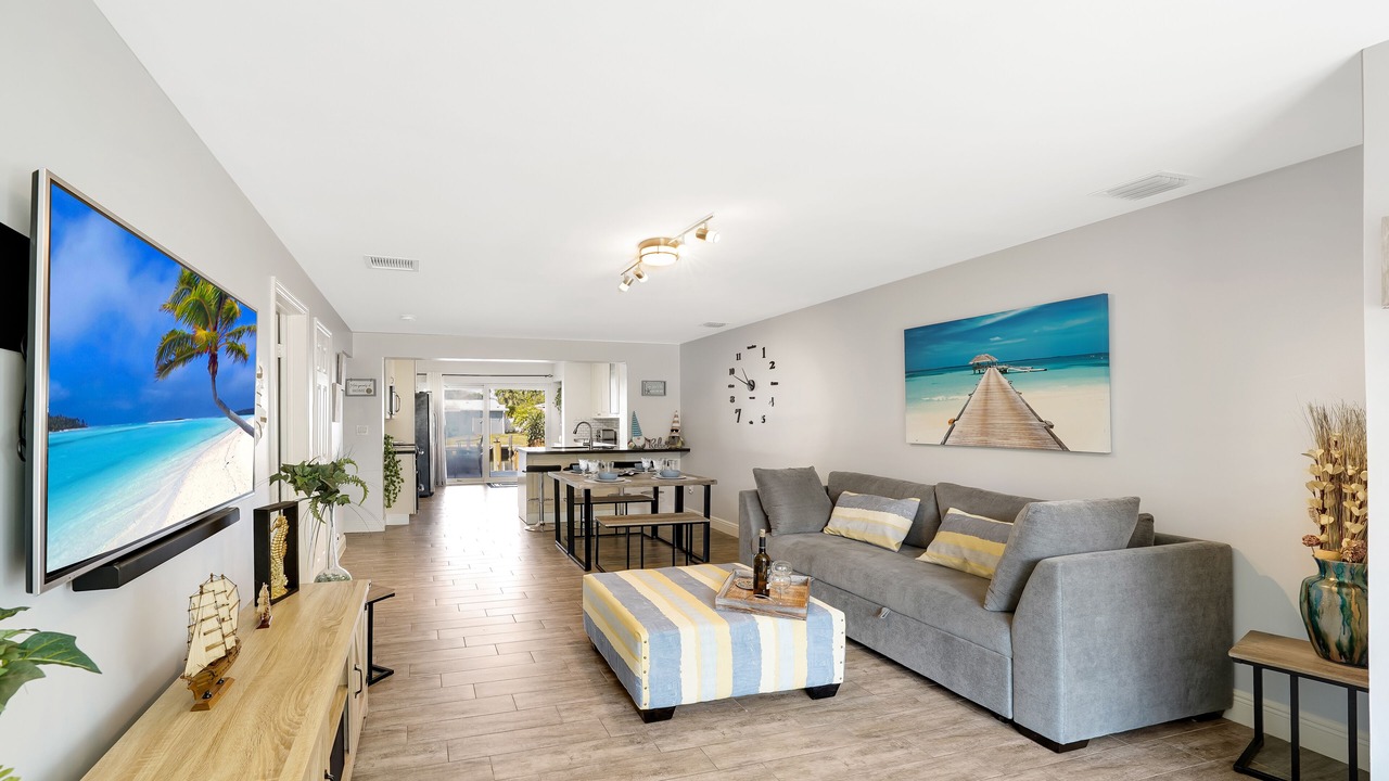 Photo of Bedroom in Melaleuca Gardens