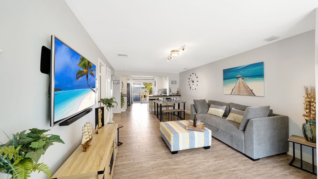 Photo of Bedroom in Melaleuca Gardens