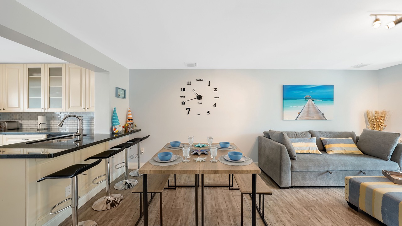 Photo of Bedroom in Melaleuca Gardens