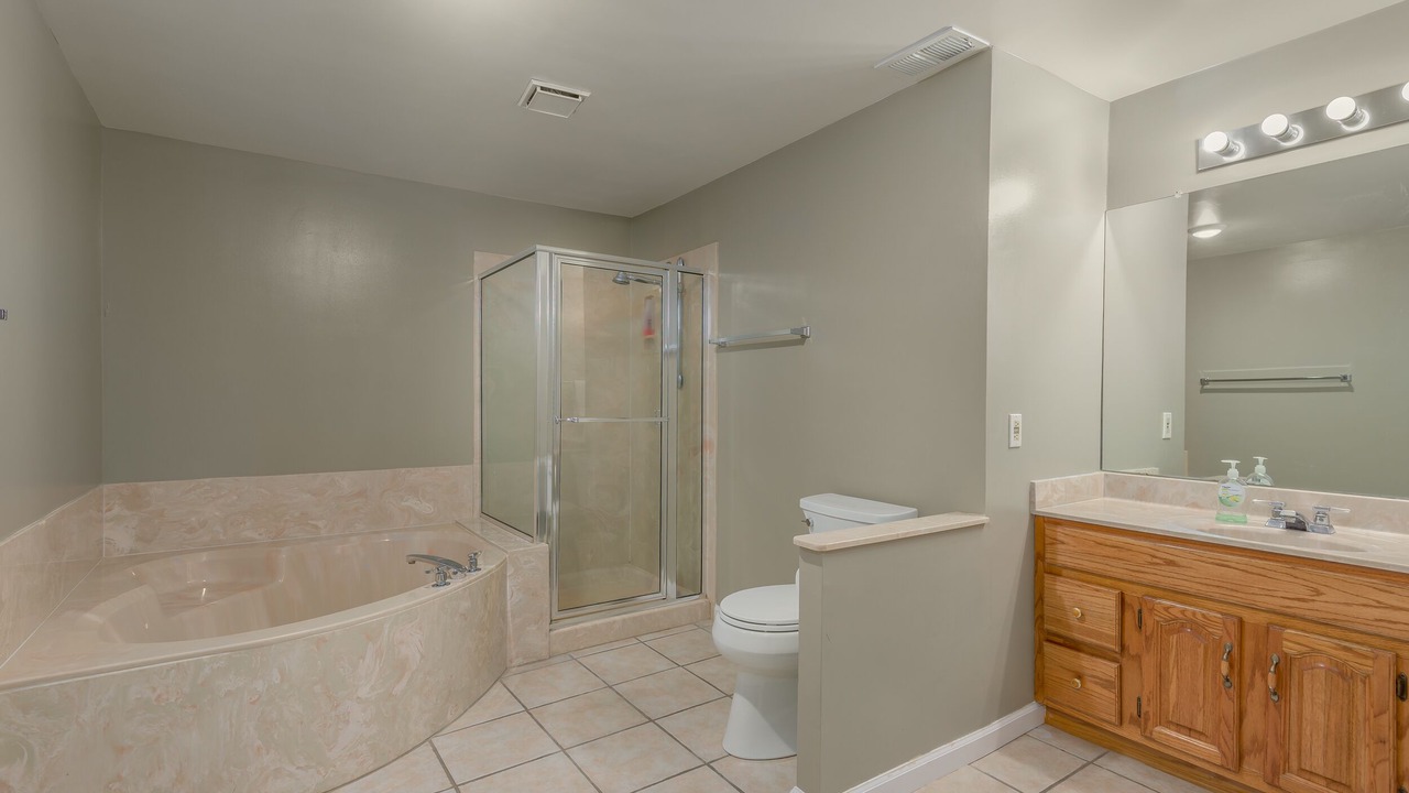 Photo of Bathroom in West Bluff