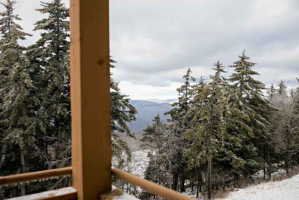 Photo of Outdoor in Snowshoe