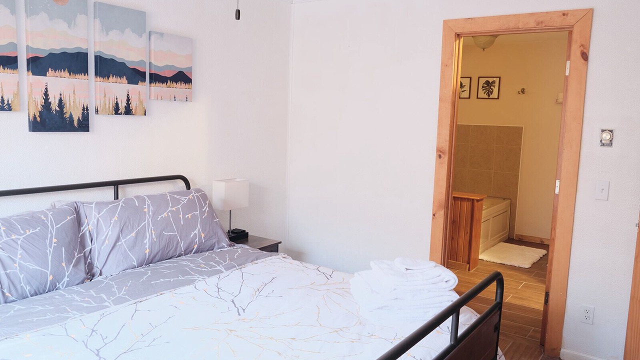 Photo of Bedroom in Snowshoe