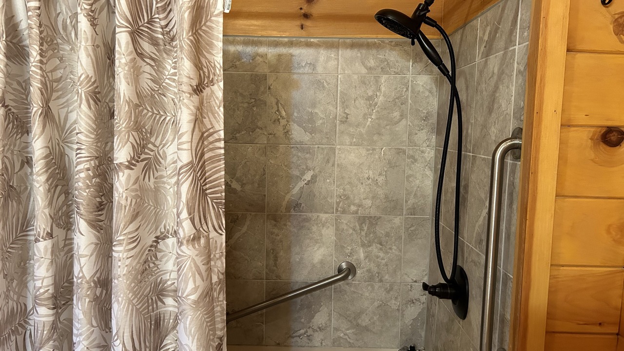 Photo of Bathroom in Seymour