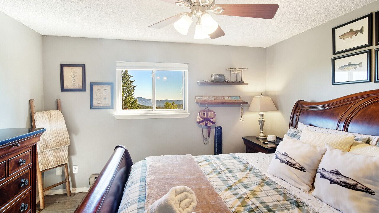 Photo of Bedroom in Evergreen