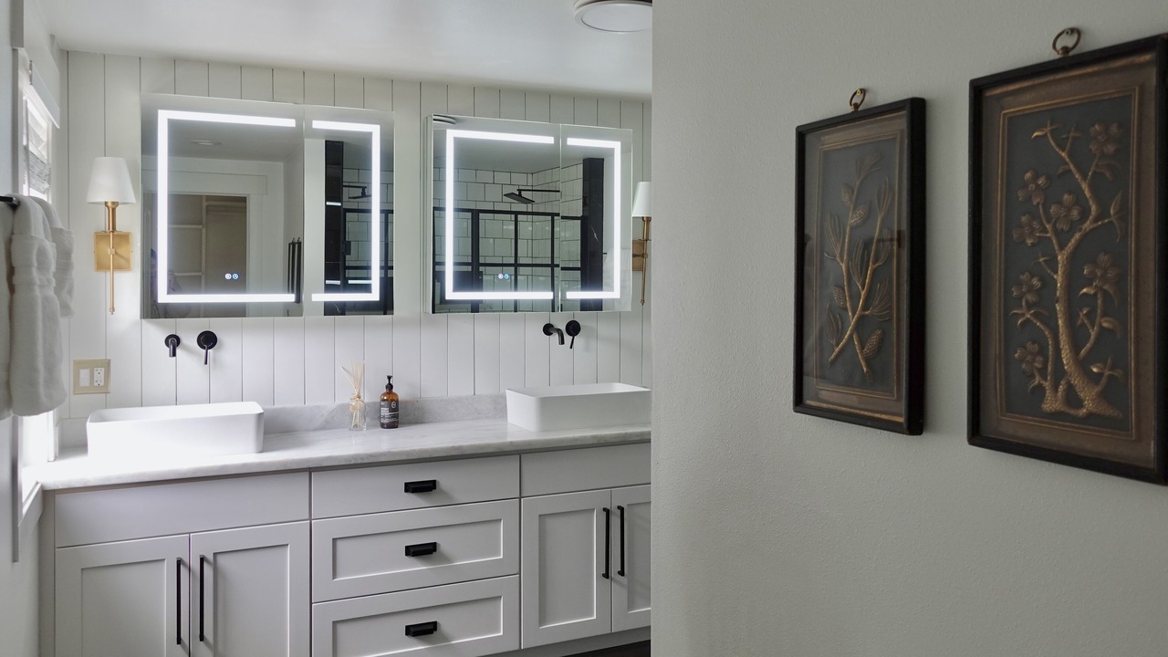 Photo of Bathroom in Greenwood