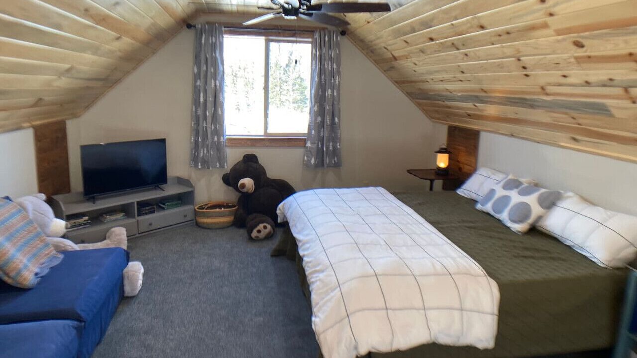 Photo of Bedroom in Indian Mountain