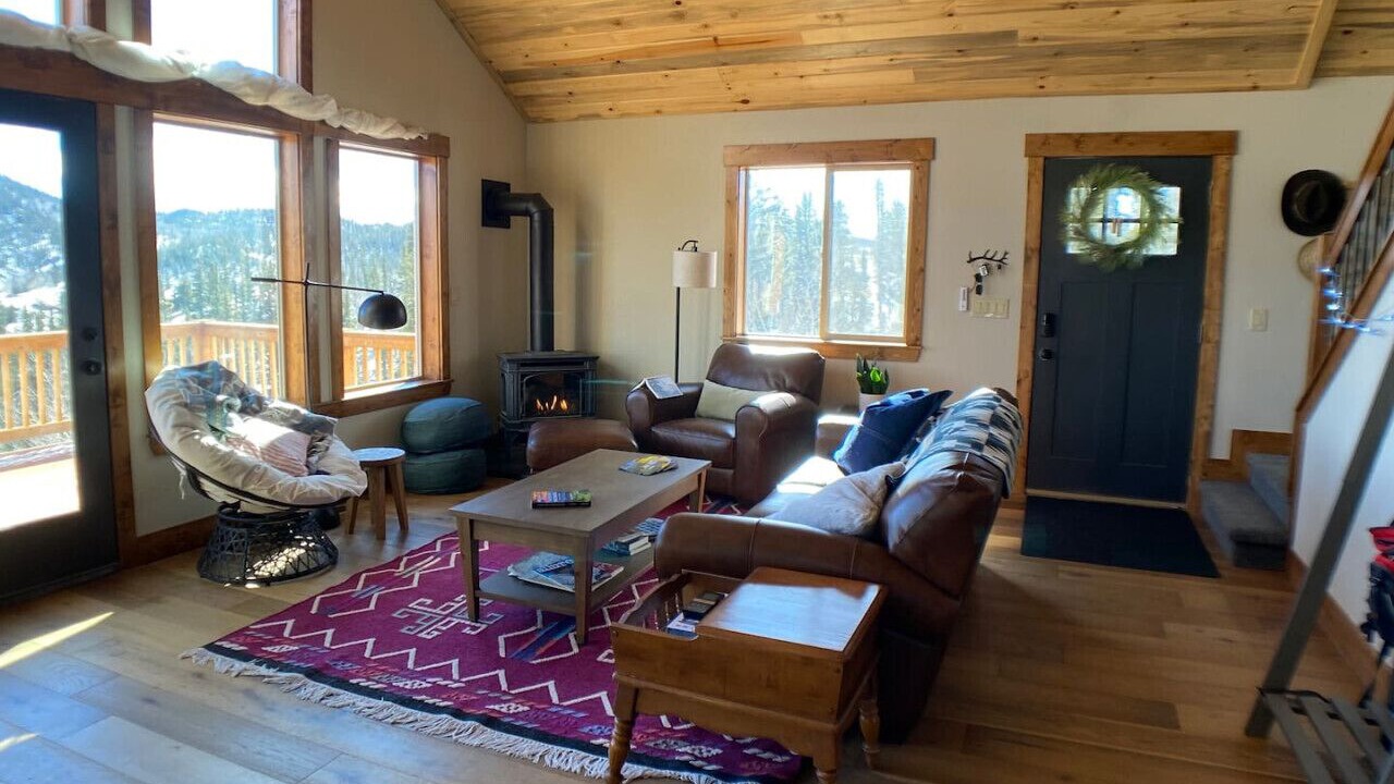 Photo of Livingroom in Indian Mountain