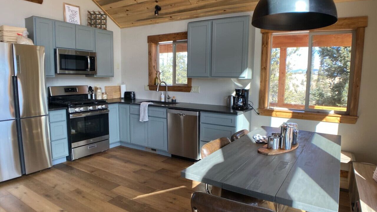Photo of Kitchen in Indian Mountain