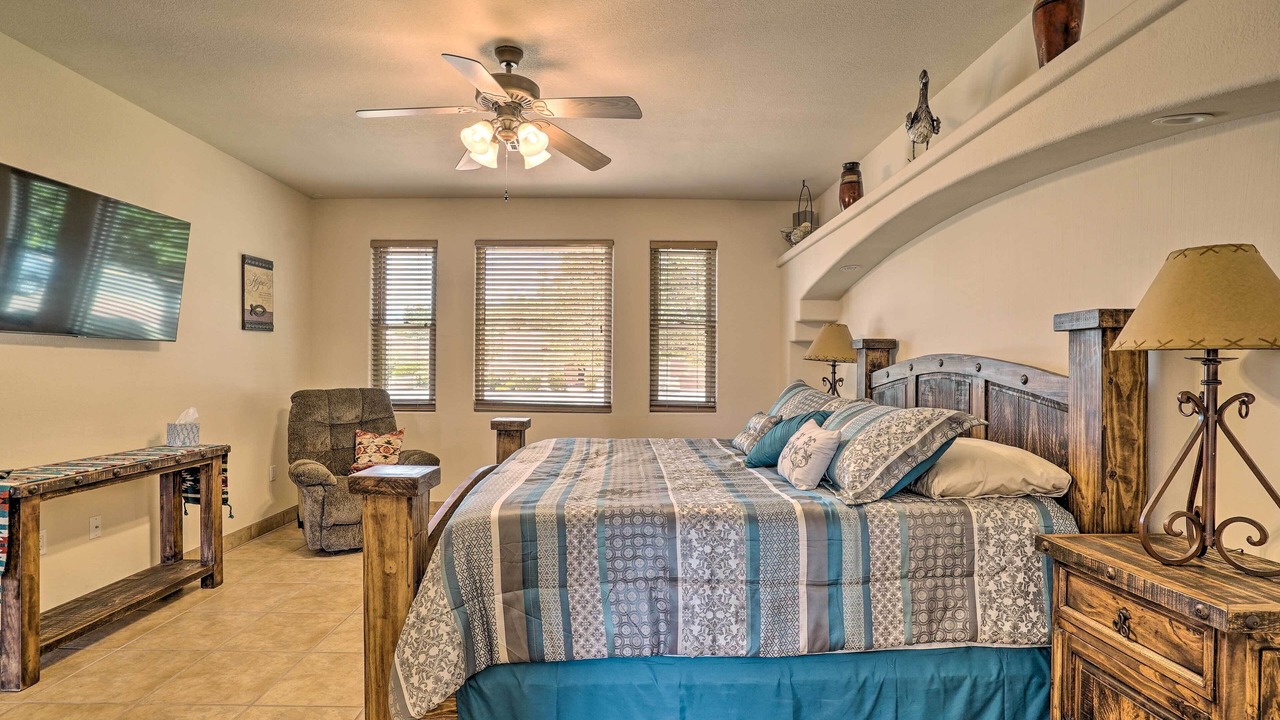 Photo of Bedroom in Mesilla Park