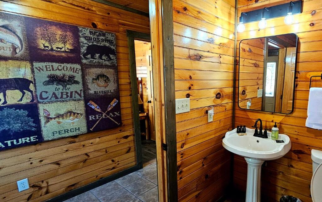Photo of Bathroom in Hemlock Hills