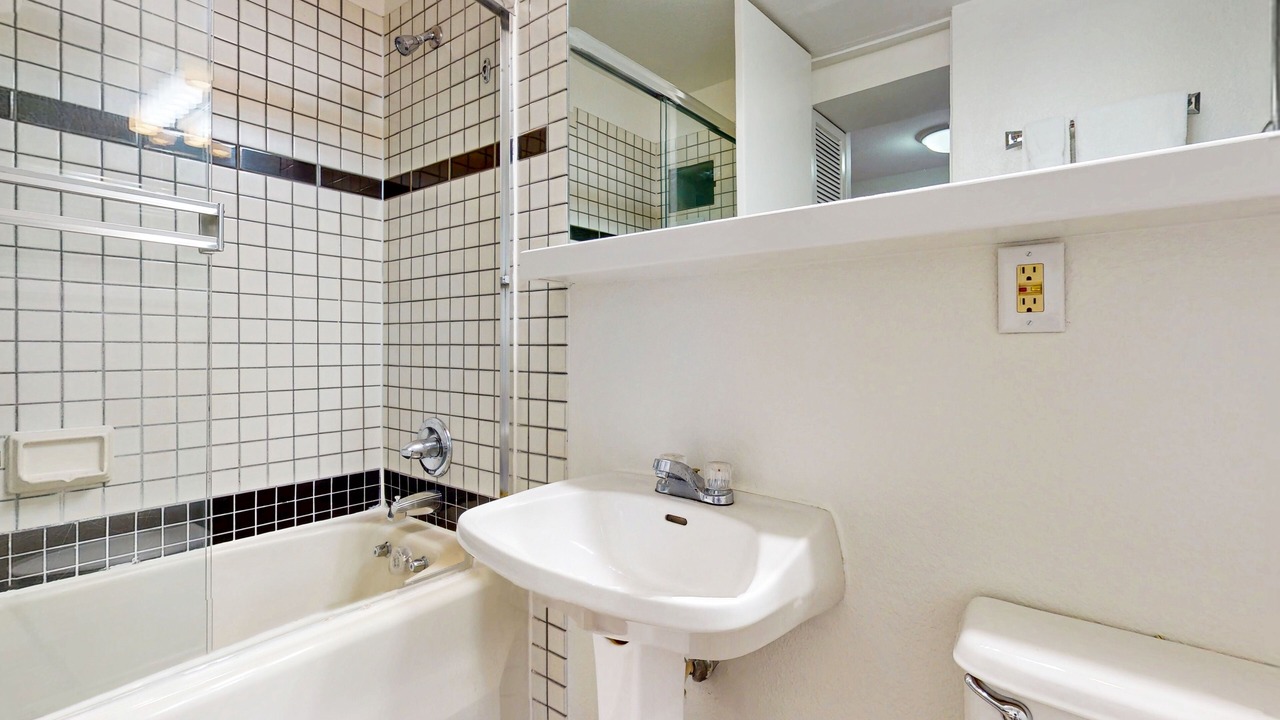 Photo of Bathroom in West End