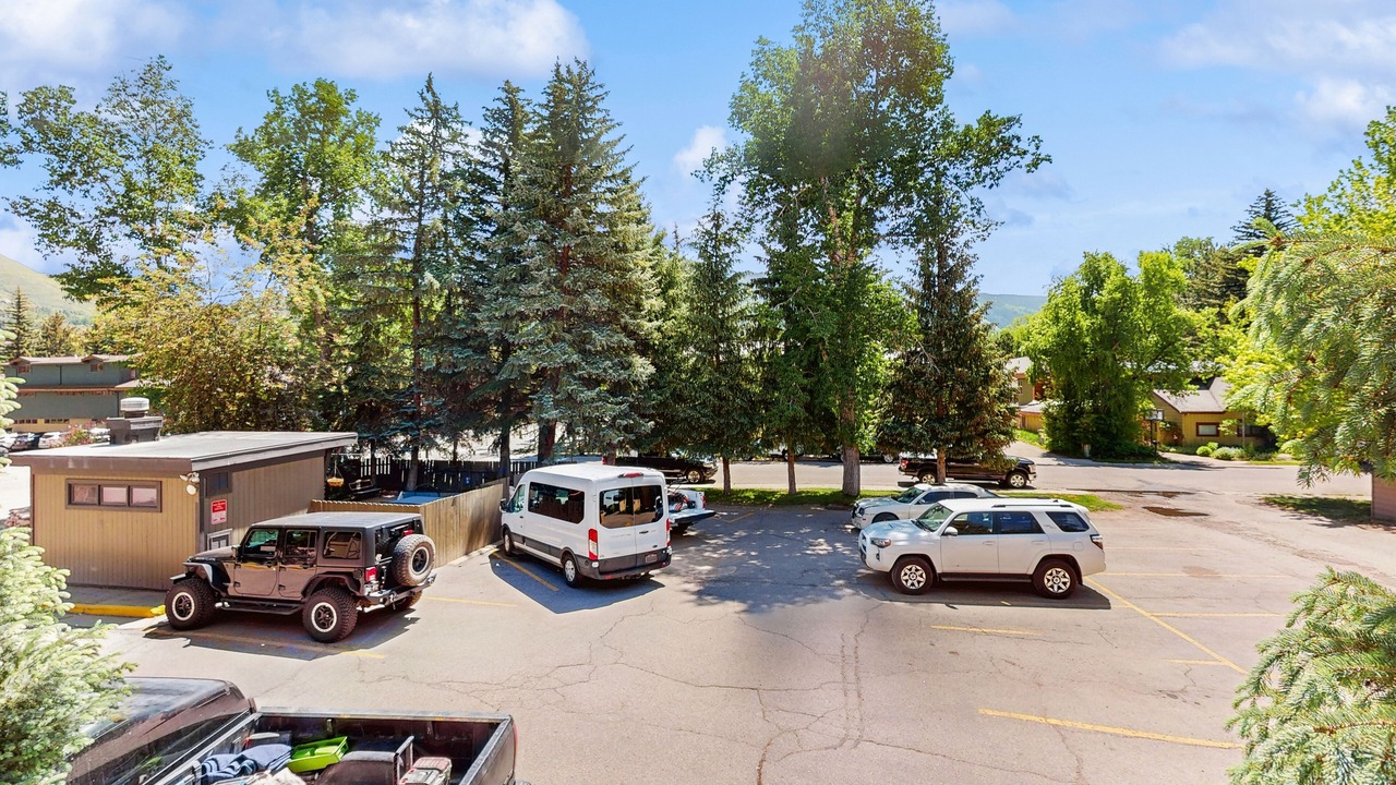 Photo of Outdoor in West End