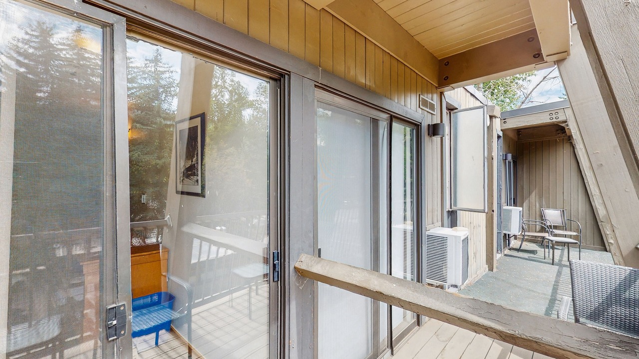 Photo of Outdoor in West End