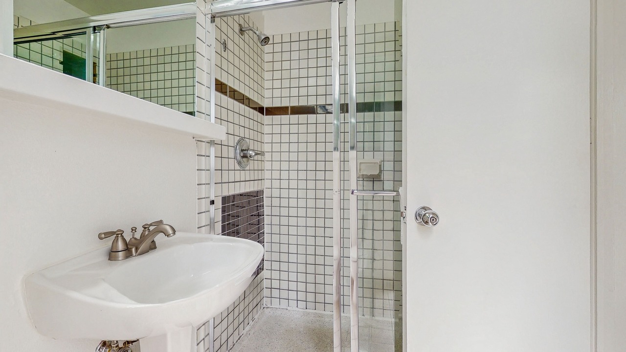 Photo of Bathroom in West End