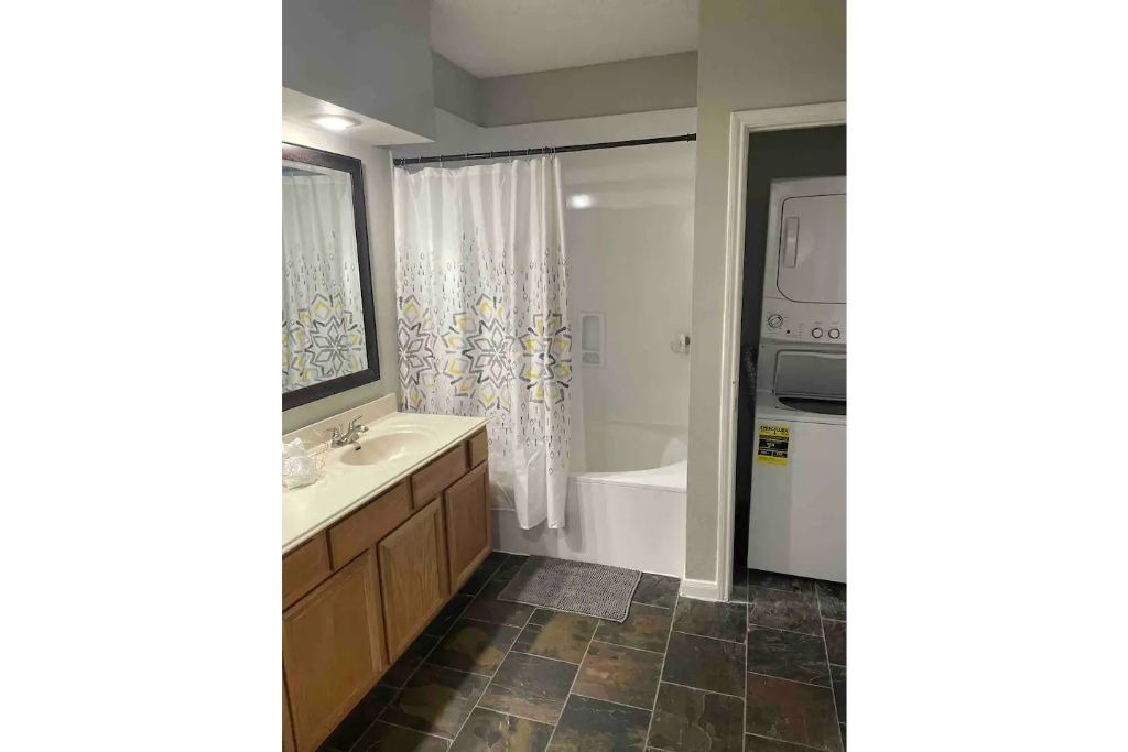 Photo of Bathroom in Uptown