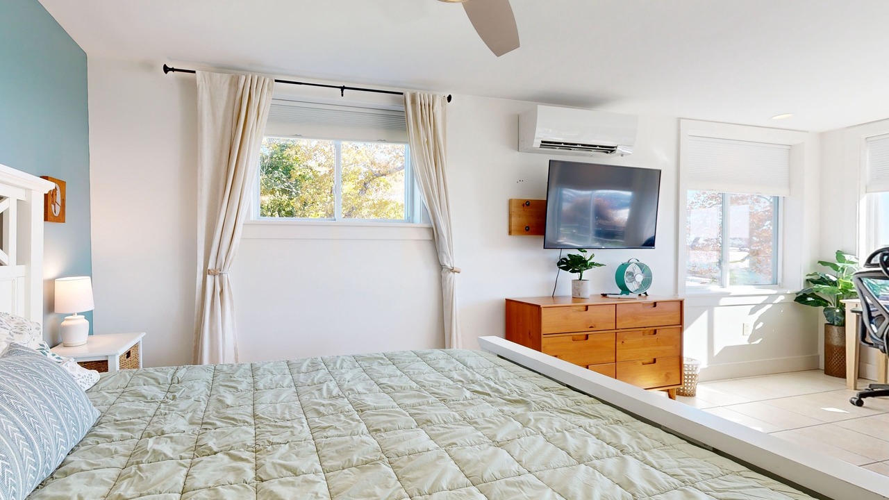 Photo of Bedroom in Rockland