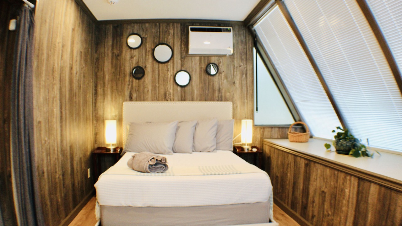 Photo of Bedroom in Cleveland