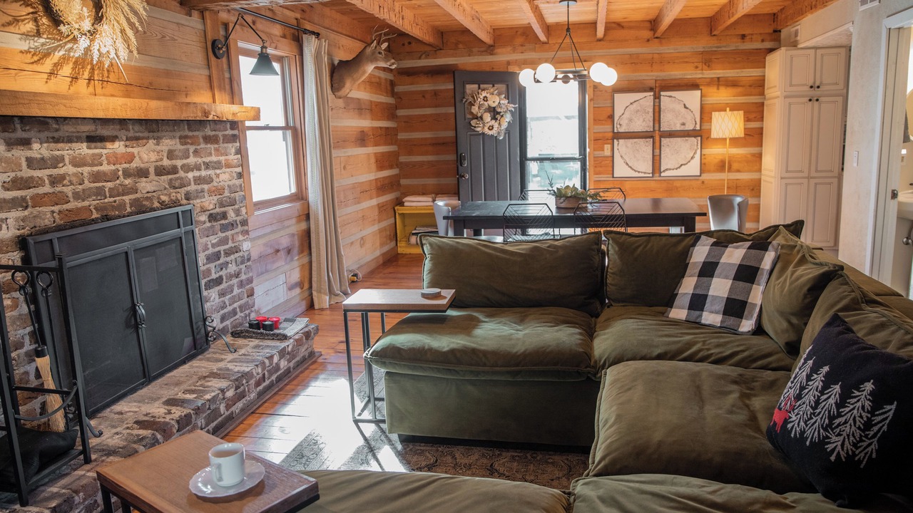 Photo of Livingroom in Knoxville