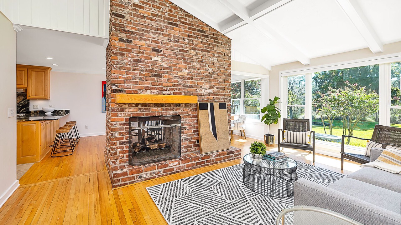 Photo of Bedroom in Saint Simons Heights