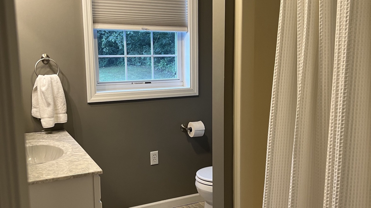 Photo of Bathroom in Centre Hall