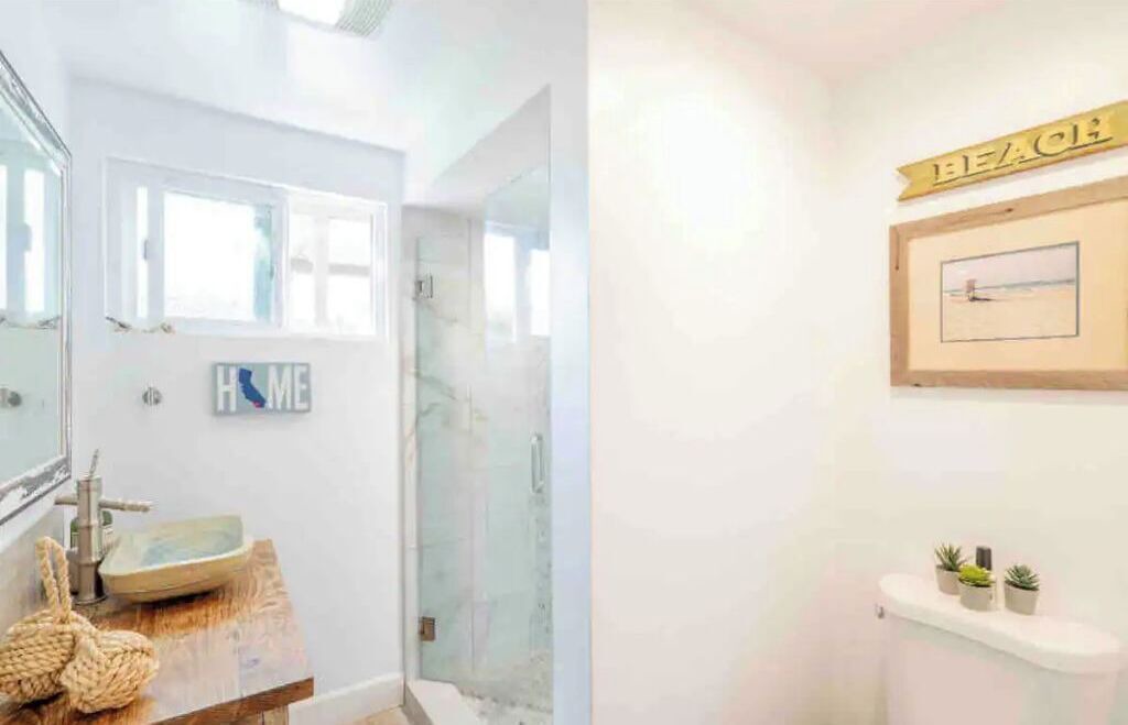 Photo of Bathroom in Loma Portal