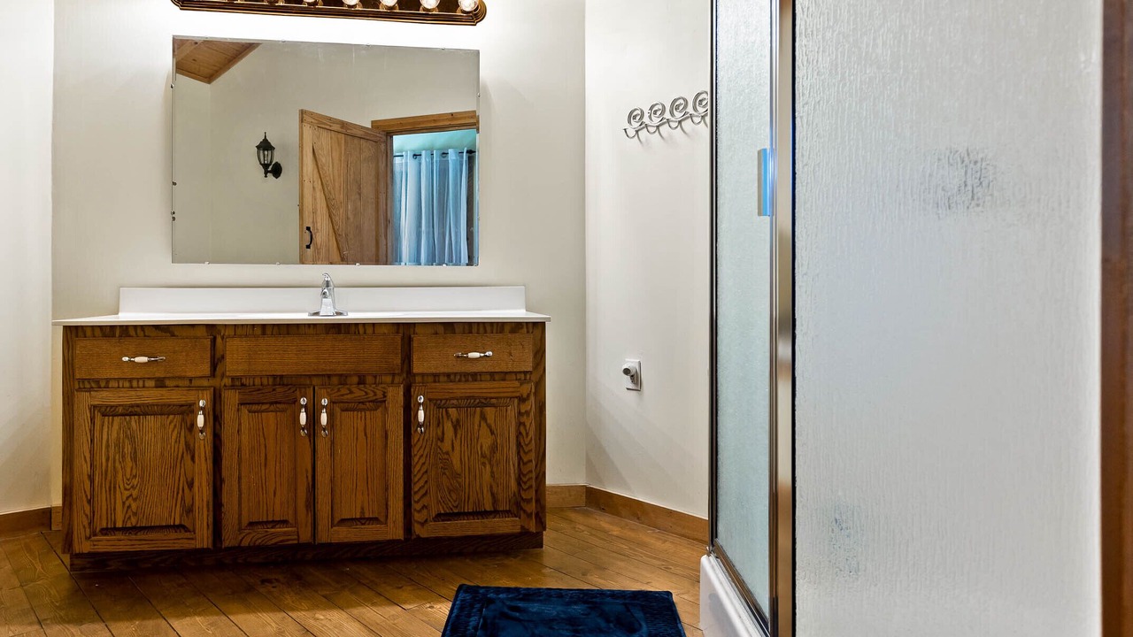 Photo of Bathroom in Lookout Mountain