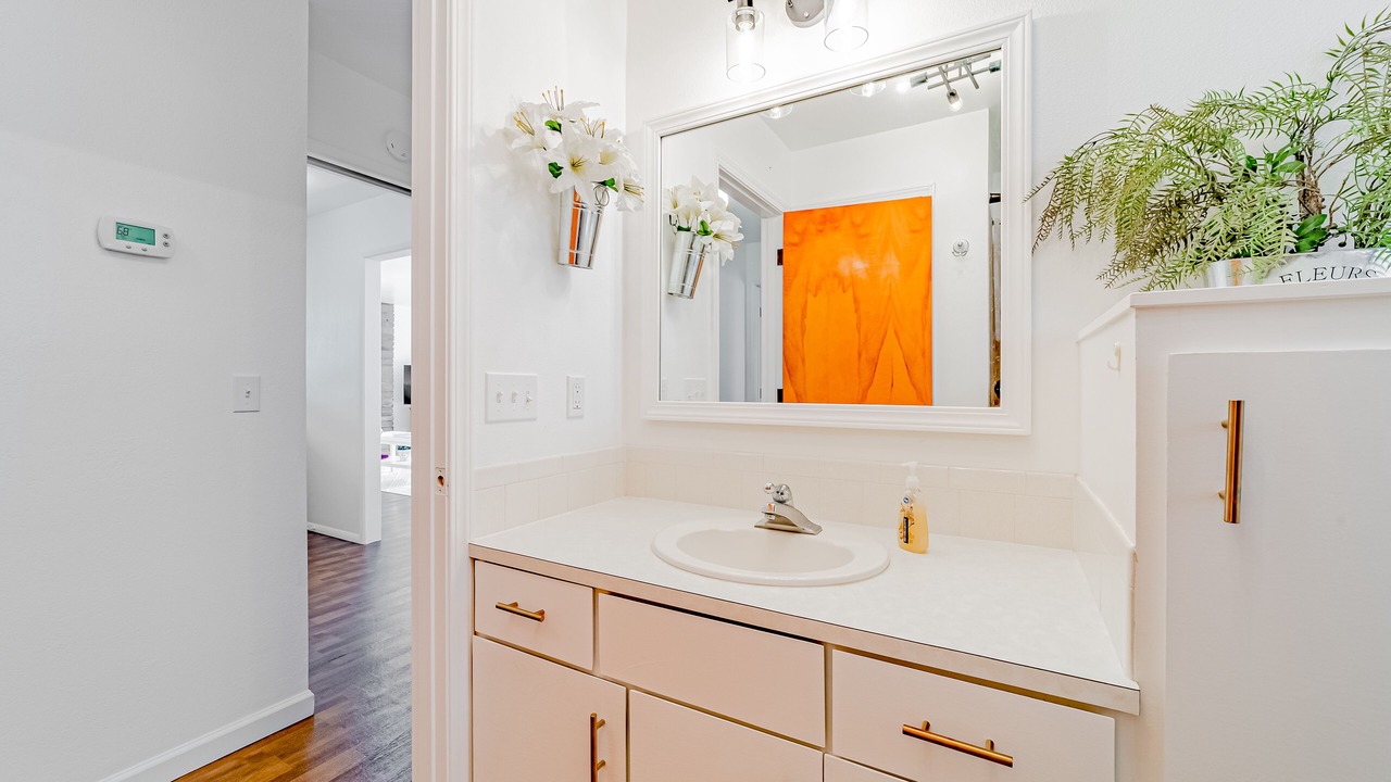 Photo of Bathroom in Harbor